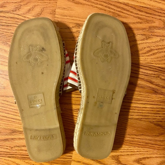 Gucci Embroidered Sandals - Picture 2 of 3